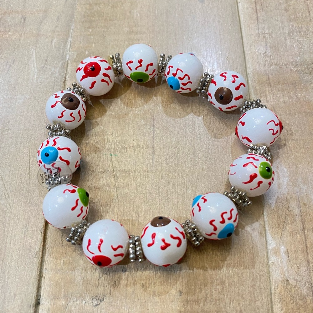 Two’s Company glass painted multicolor beaded eyeball bracelet stretch